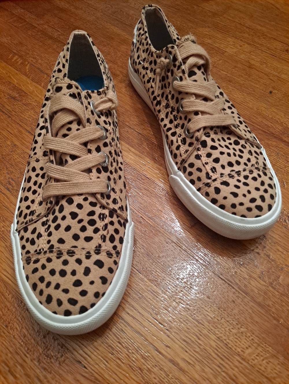 Blowfish Women’s Leopard Print Tan Casual Sneakers